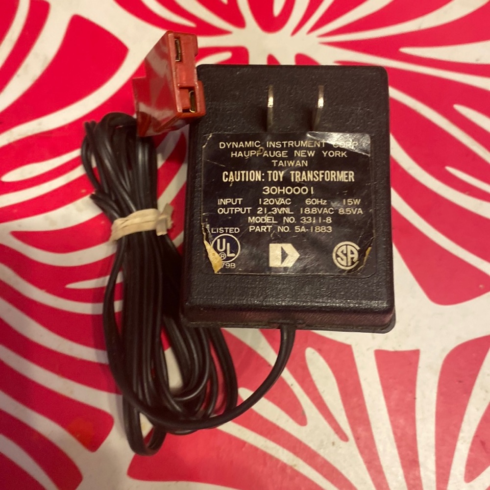 Vintage DYNAMIC. INSTRUMENT CORP HAUPPAUGE NEW YORK Toy Power adapter 3311-8 mod